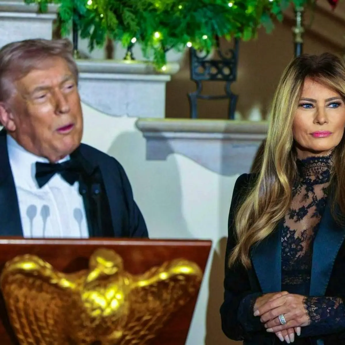 Photo: Peradaban.id Trump Mocks Melania's Signature and Faces Awkward Moment at White House Ceremony